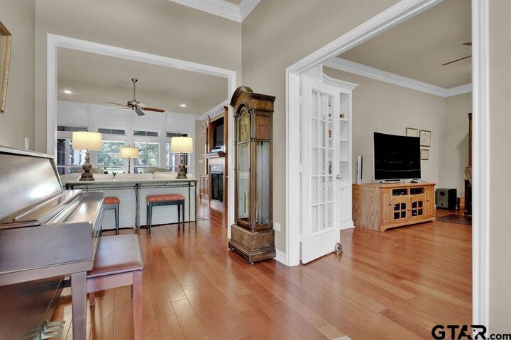 Property Photo:  233 Winged Foot  TX 75771 