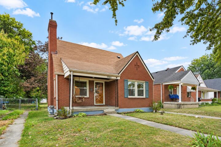 Property Photo:  1307 Central Avenue  KY 40208 