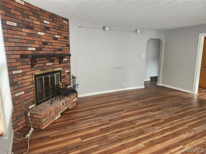 Property Photo: 410 S Oak Street MO 63084