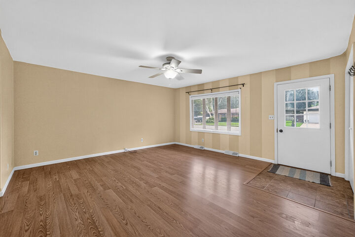 Property Photo:  311 George Street  IL 60178 