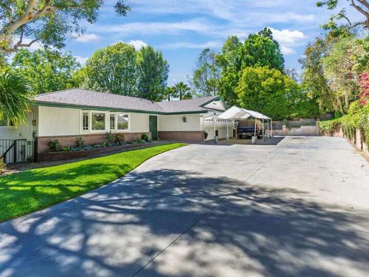 Property Photo: 33 Empty Saddle Lane CA 90274