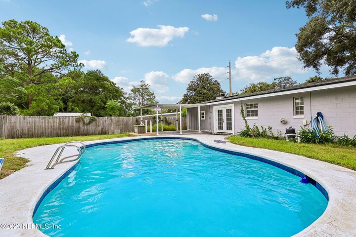 Property Photo: 7431 Arble Drive FL 32211