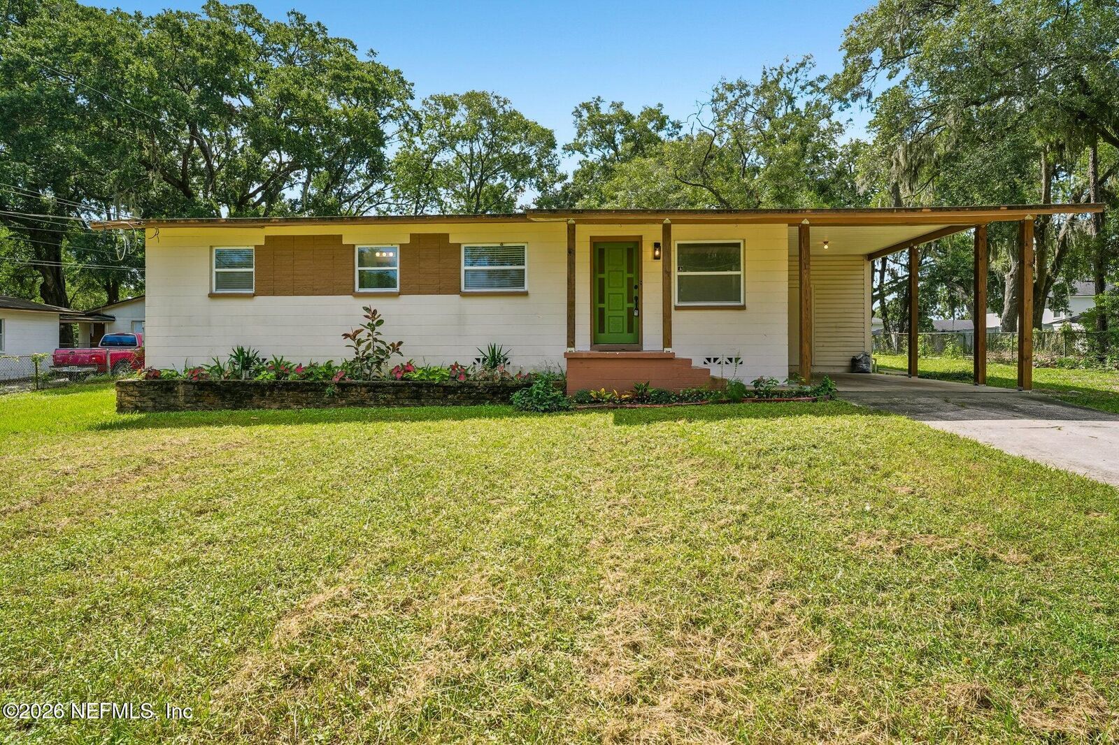 Property Photo: 1112 Baisden Road FL 32218