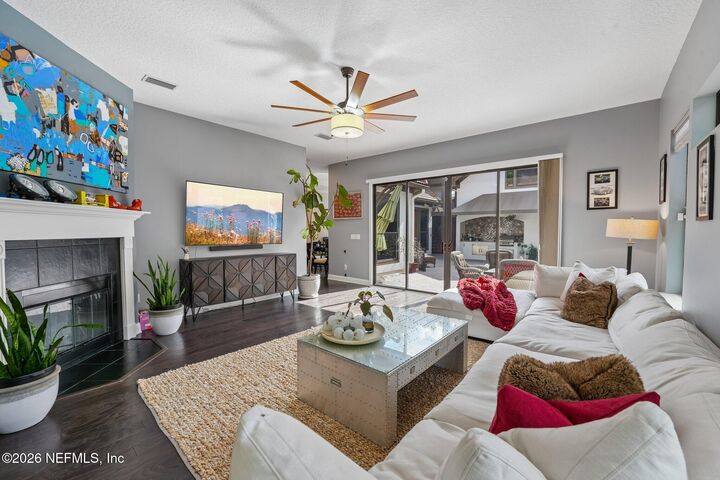 Property Photo:  3745 Valverde Circle  FL 32224 