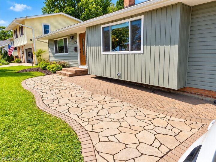 Property Photo: 10869 Lafayette Drive OH 44130