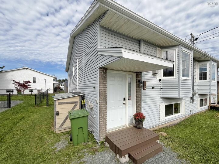 Property Photo:  12 Thorncrest Court  NS B3G 1N4 