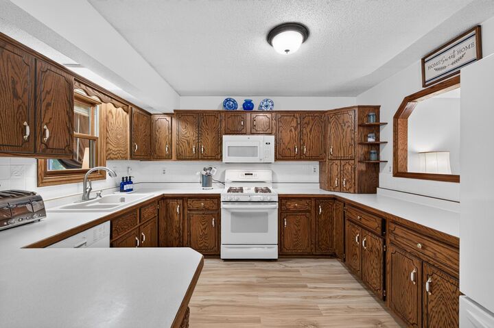 Property Photo:  7381 Leonard Avenue  MN 55014 