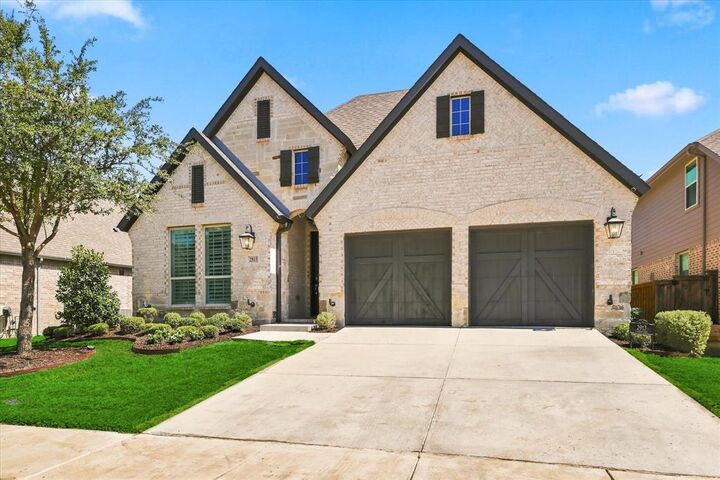 Property Photo: 2913 Stonefield TX 75056
