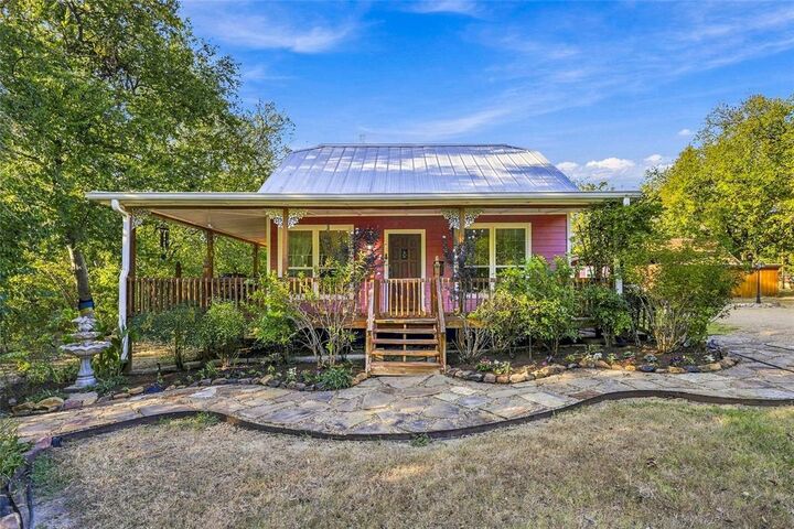 Property Photo: 207 Commerce Street TX 75433