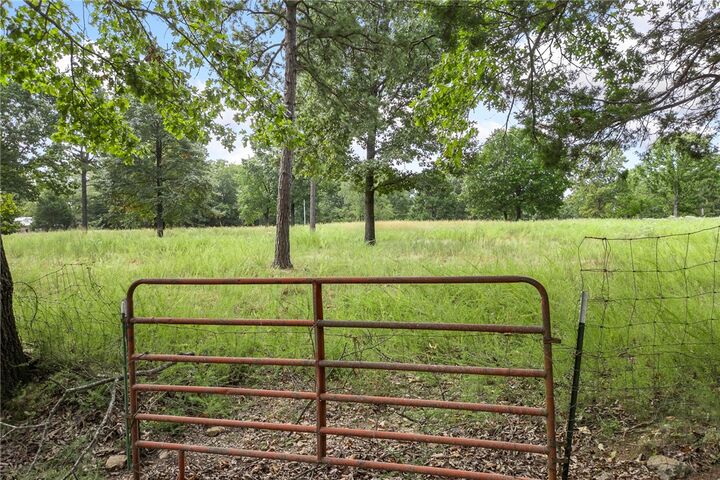 Property Photo:  1319 Marion County 8036  AR 72668 