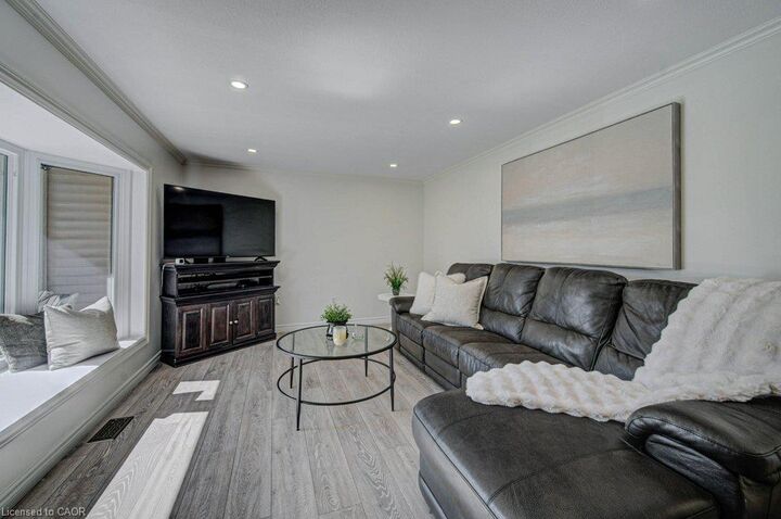 Property Photo:  108 Lake Road  ON N3C 2V4 