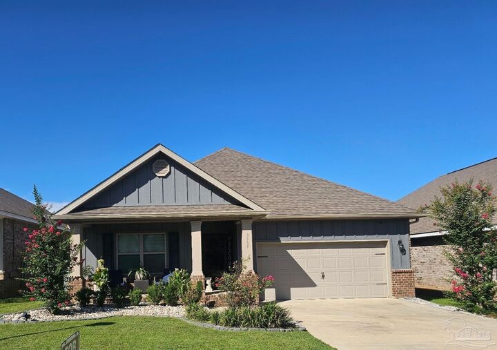 Property Photo: 3539 Whitetail Ln FL 32526