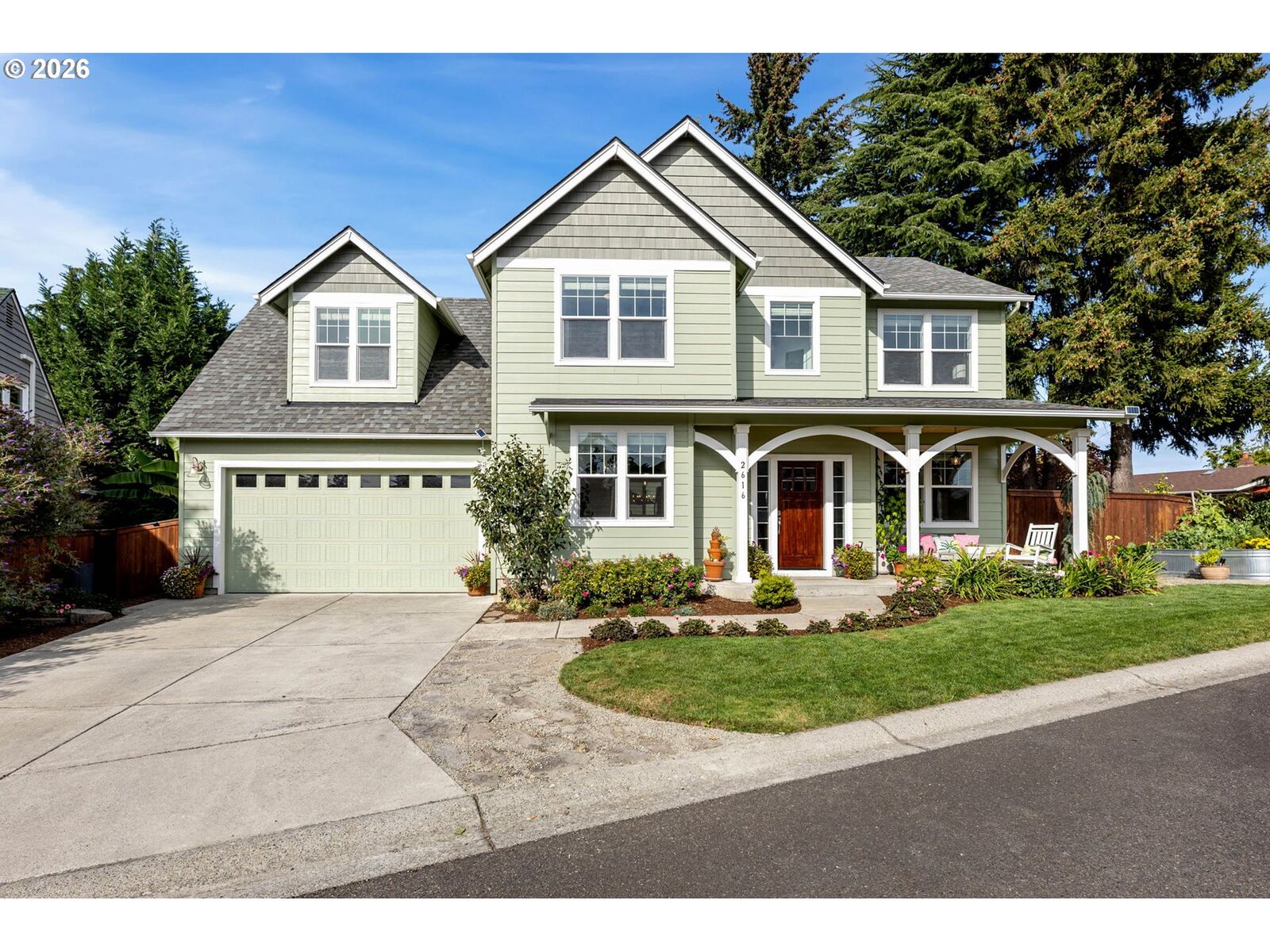 Property Photo:  2616 NE 50th Cir  WA 98663 