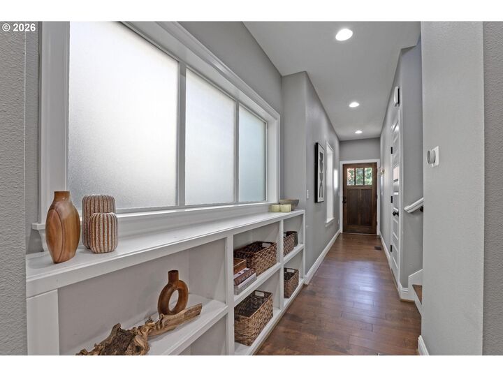 Property Photo: 3393 NE 74th Ave OR 97213