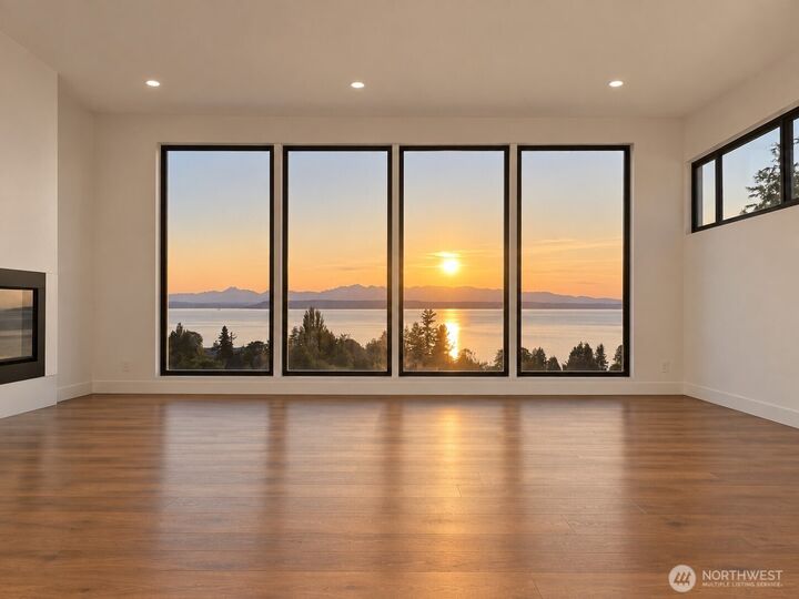 Property Photo: 19122 94th Avenue W WA 98020