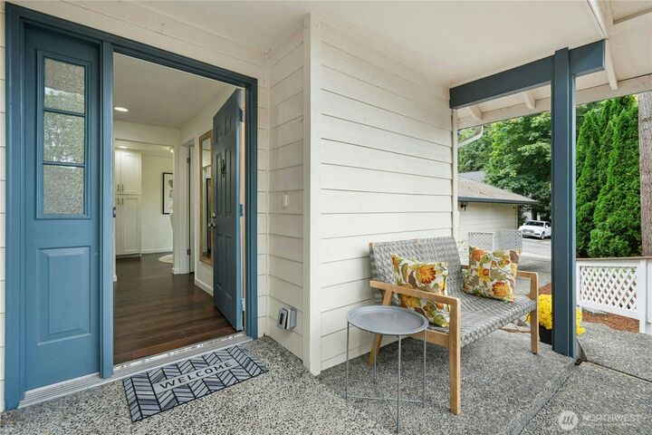 Property Photo: 13725 NE 87th Street WA 98052