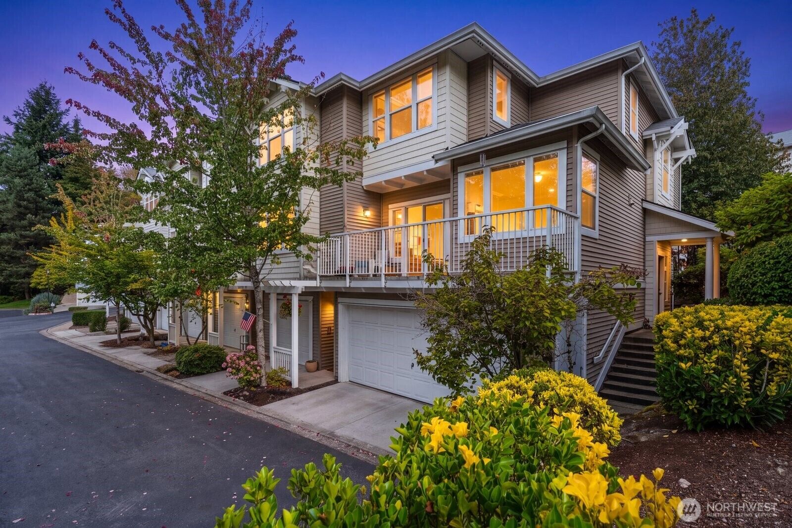 Property Photo:  2680  139th Avenue SE 60  WA 98005 
