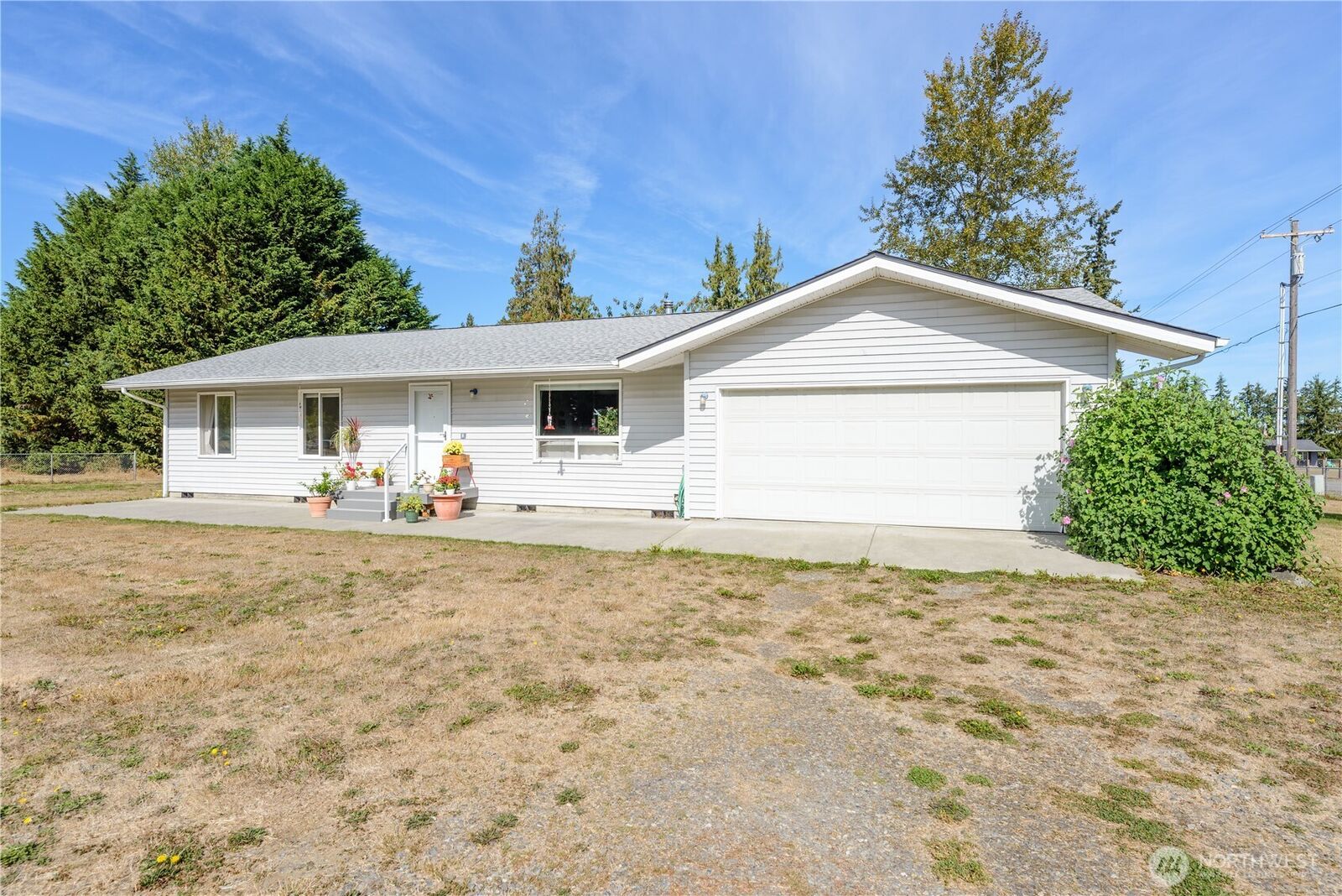 Property Photo: 1111 N Barr Rd WA 98362