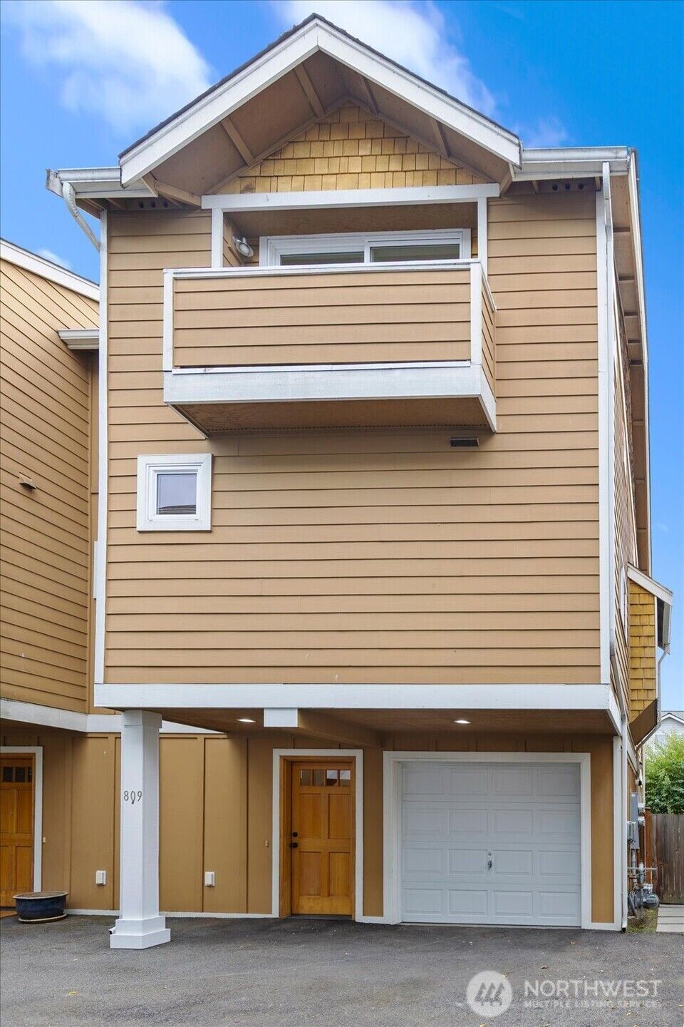 Property Photo:  809 NW 53rd Street B  WA 98107 