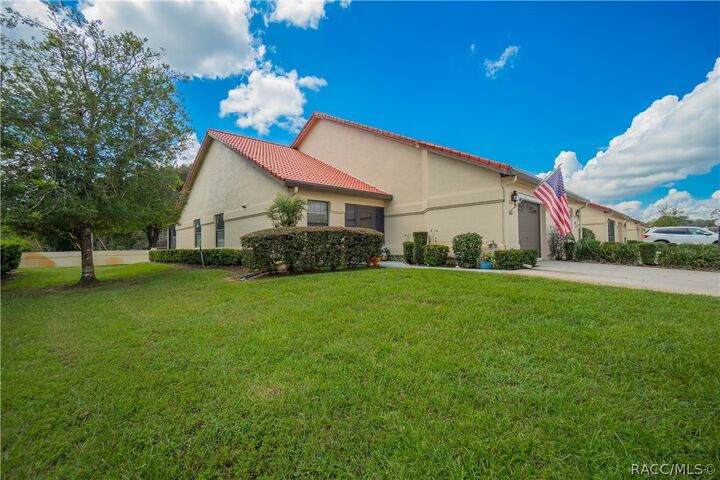 Property Photo:  2000 Forest Drive  FL 34453 