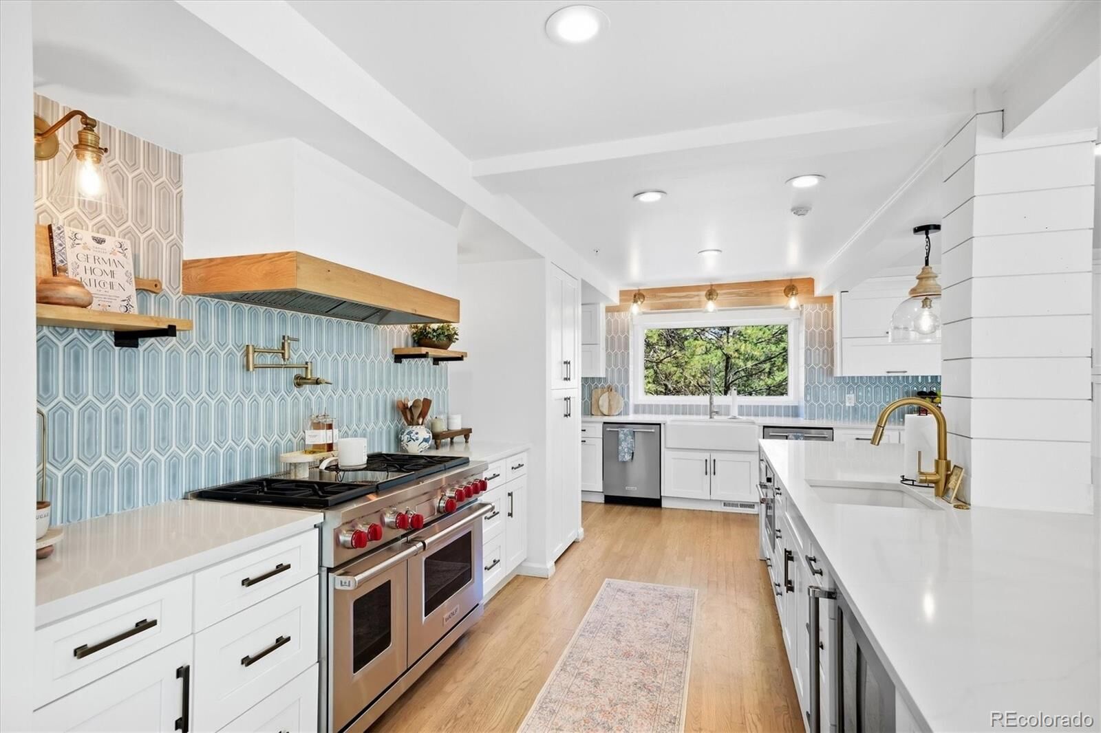 Property Photo:  53 Glenalla Place  CO 80108 
