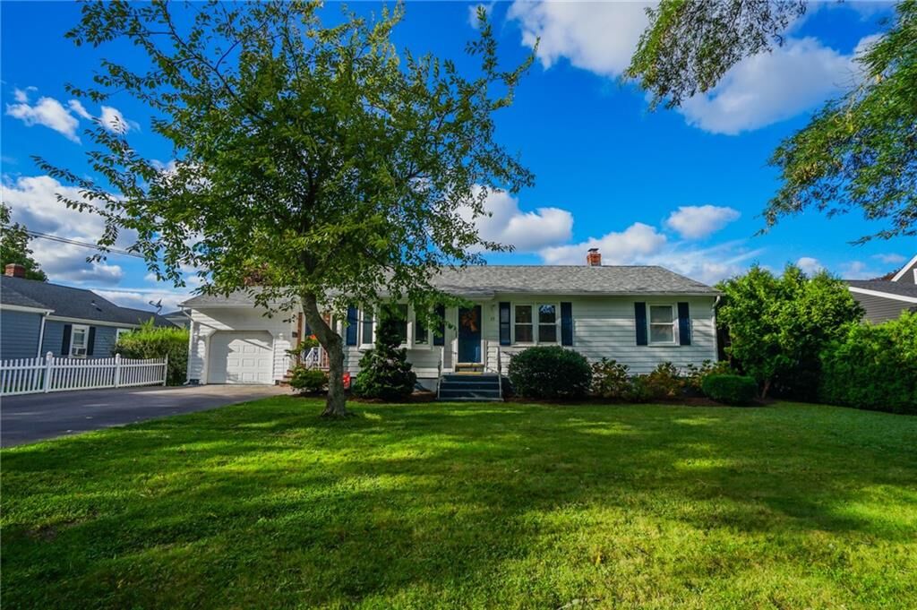 Property Photo:  17 Academy Avenue  RI 02809 