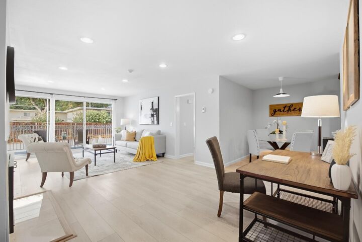 Property Photo:  1945 Mount Vernon Court 5  CA 94040 