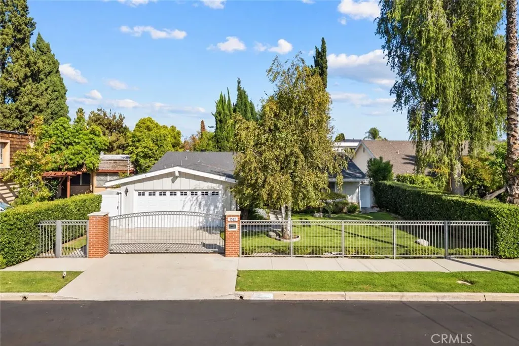 Property Photo: 5522 Murietta Avenue CA 91401