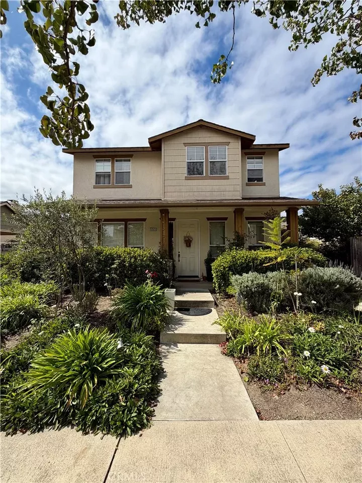 Property Photo: 1771 Singletree Court CA 93405