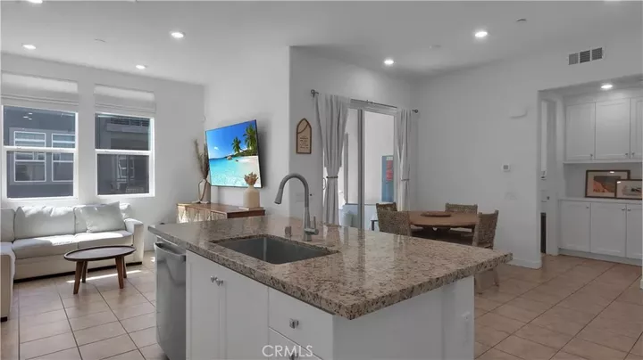 Property Photo:  27410 Merlin Pl. 203  CA 91381 
