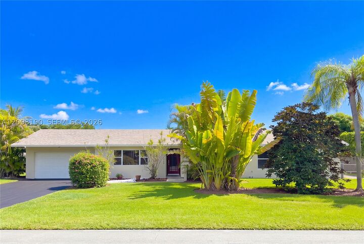 Property Photo: 12635 SW 113th Ct FL 33176