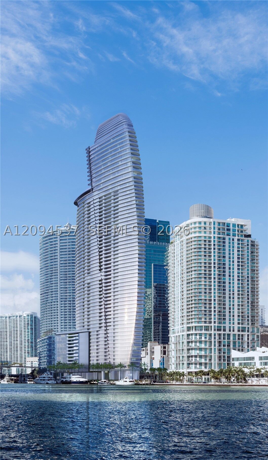 Property Photo:  300 Biscayne Boulevard Way 2208W  FL 33131 