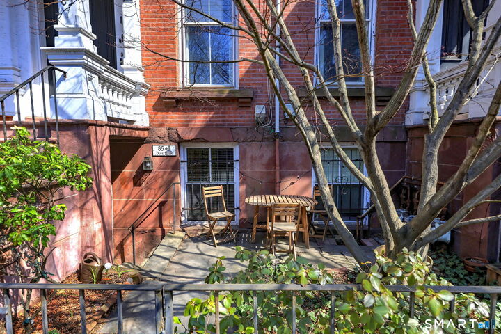 Property Photo: 85 Olive Street 85 CT 06511