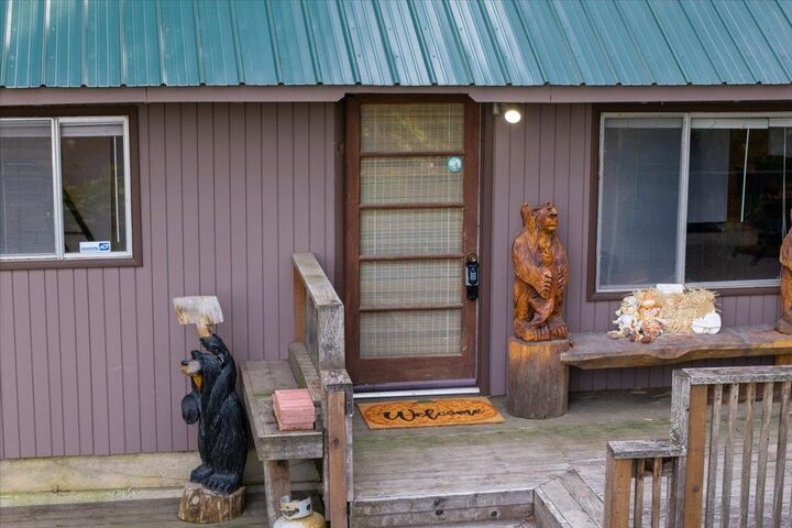 Property Photo:  4106 Tamarack Beach Rd  WA 99148 