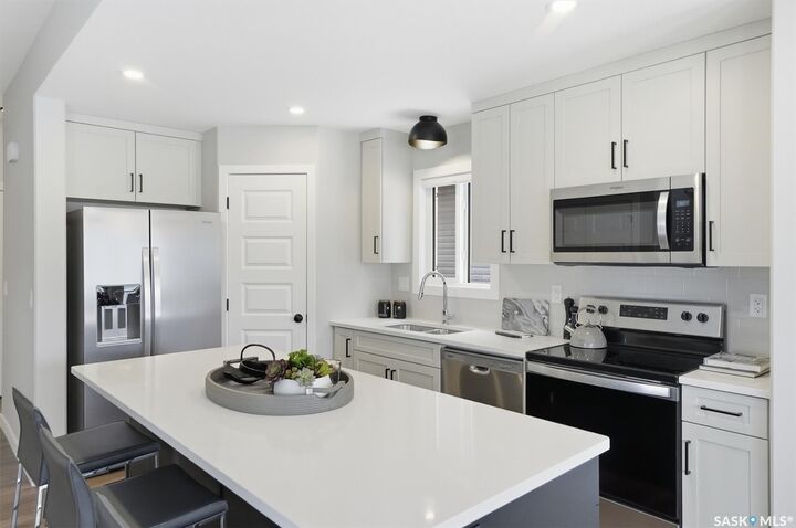 Photo de la propriété: 1274 Yuel Way SK S7W 1N9