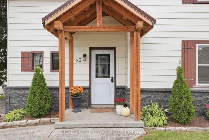 Property Photo: 22 Temperance Street ON N0K 1M0