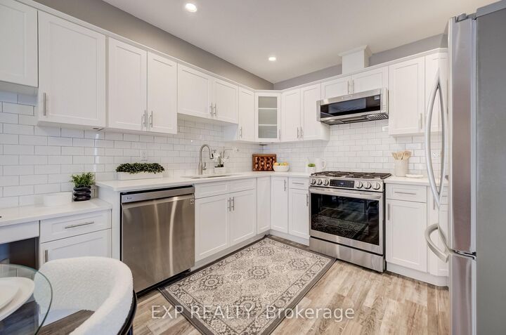 Photo de la propriété:  71 Juniper Street  ON N3C 3A1 