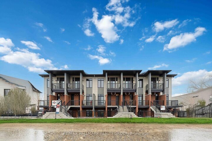 Property Photo:  4793 Bank Street D  ON K1T 3W7 