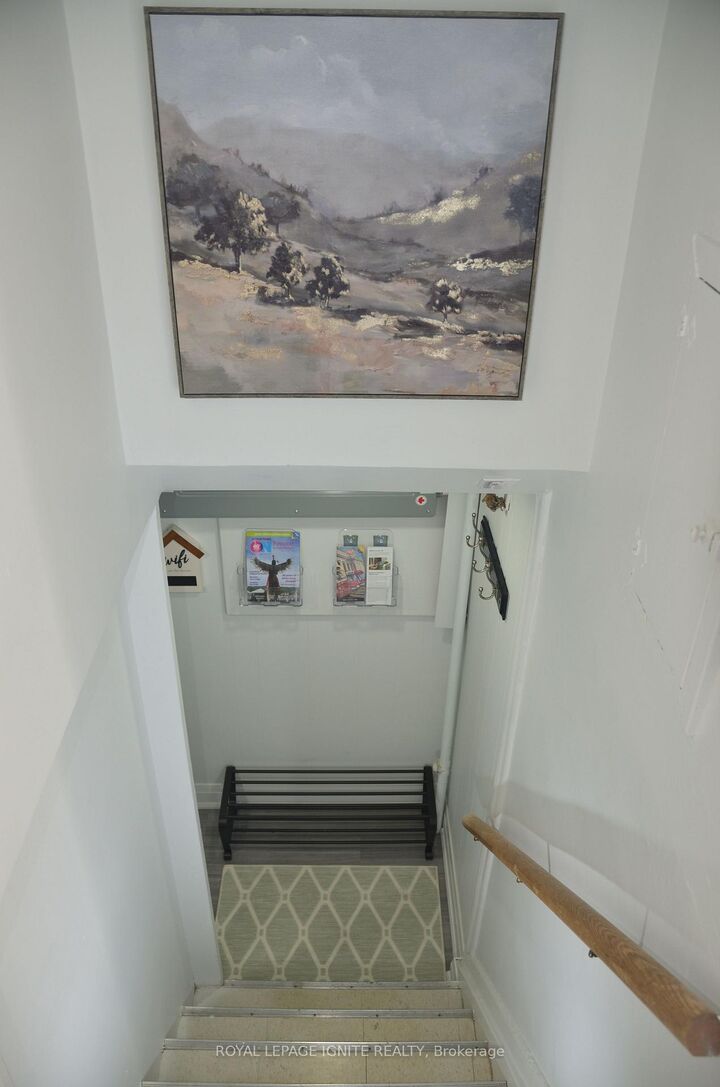 Property Photo:  1001 Pharmacy Avenue Bsmt  ON M1R 2G5 
