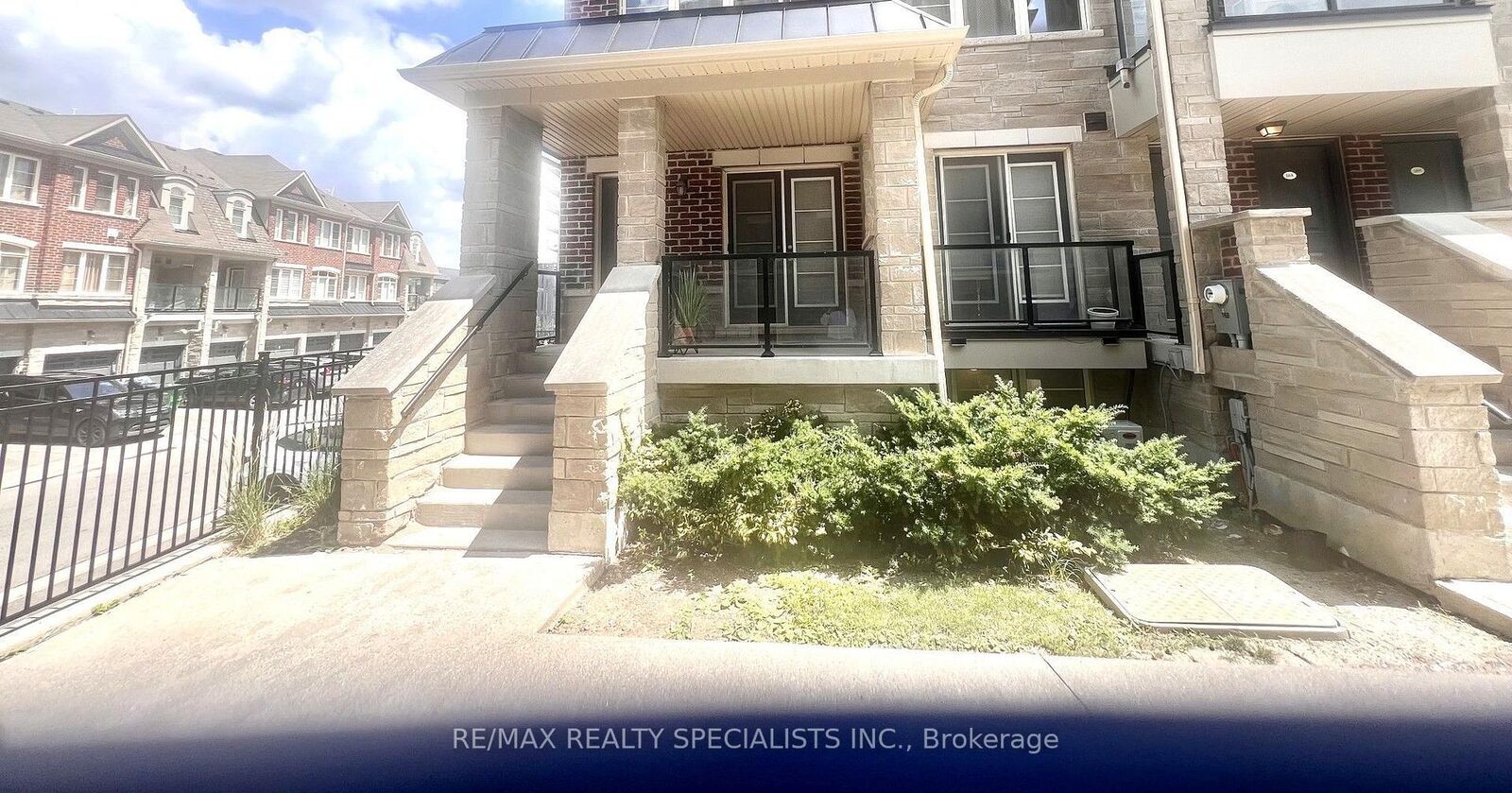 Property Photo:  200 Veterans Drive 166  ON L7A 4S6 