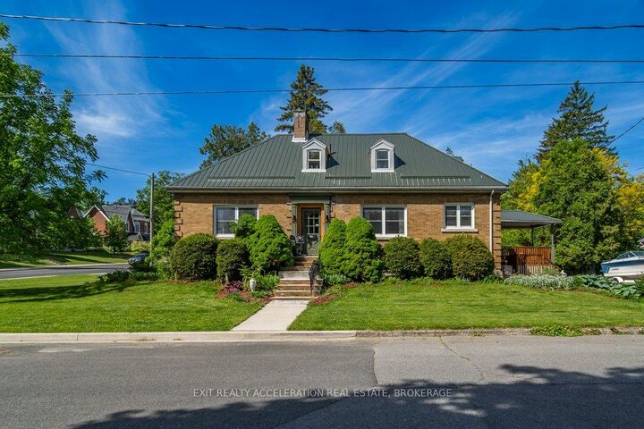 Photo de la propriété:  106 Donald Street  ON K7R 2V1 