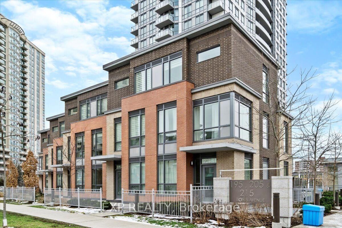 Property Photo:  205 Bonis Avenue 5  ON M1T 3W6 