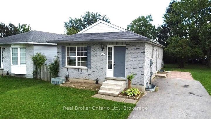 Property Photo:  342 Fleming Drive  ON N5V 4Y6 