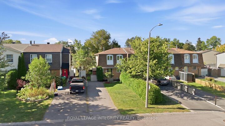 Photo de la propriété:  909 Lawnsberry Drive  ON K1E 1Y2 