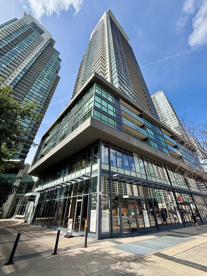 Photo de la propriété:  5168 Yonge Street 110  ON M2N 0G1 