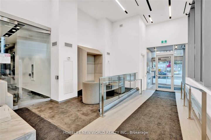 Property Photo:  99 Broadway Avenue 613  ON M4P 0E3 