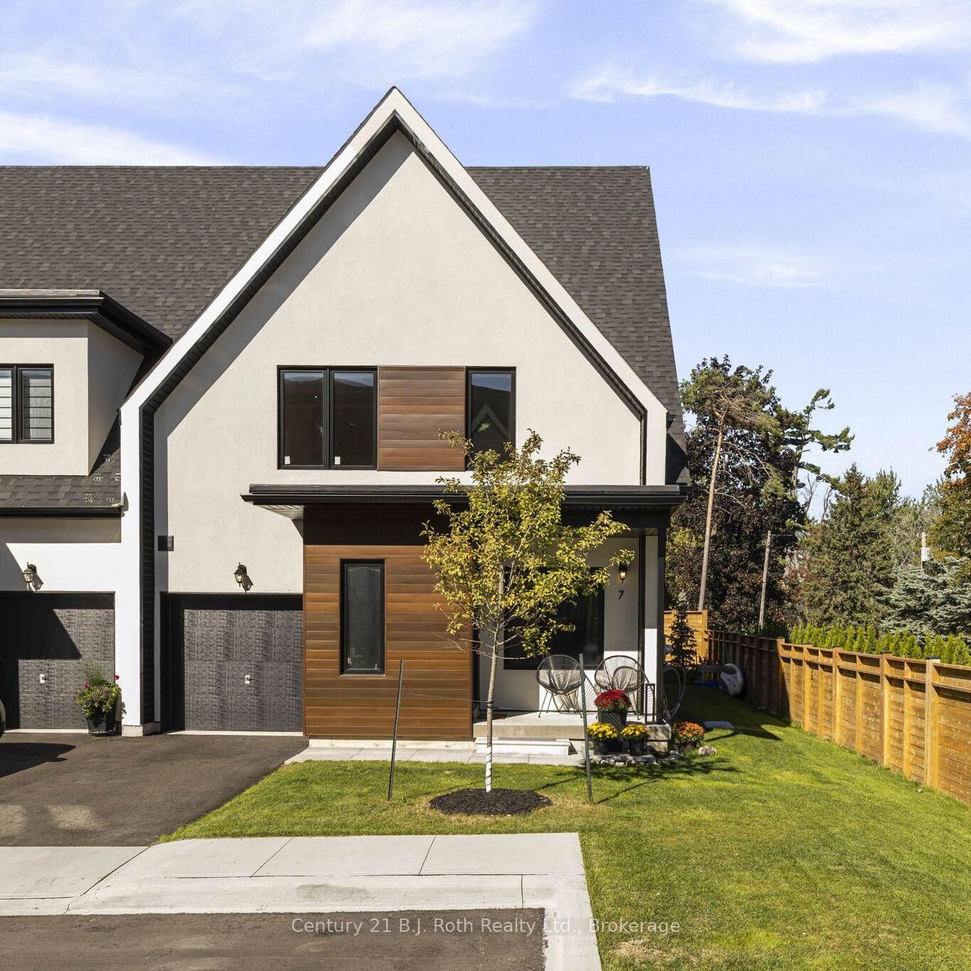 Photo de la propriété: 7 Rice Lane Road ON L3V 1C5
