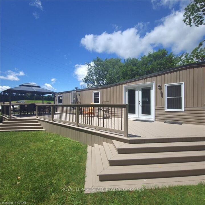 Property Photo:  580 Beavercreek Road 158  ON N2J 3Z4 