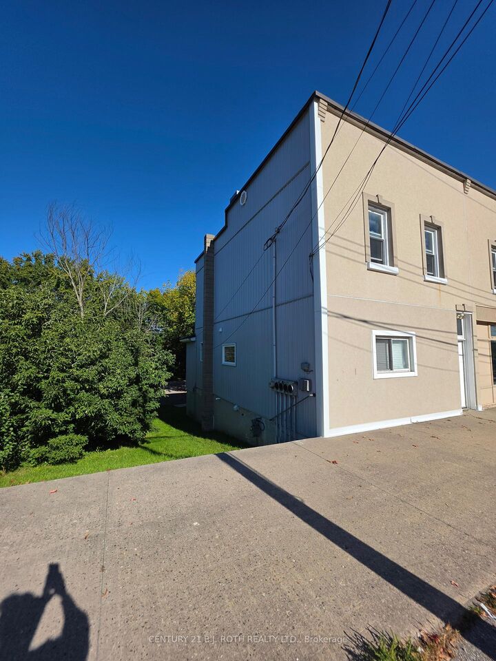 Property Photo:  757 Fourth Avenue  ON L0K 1R0 