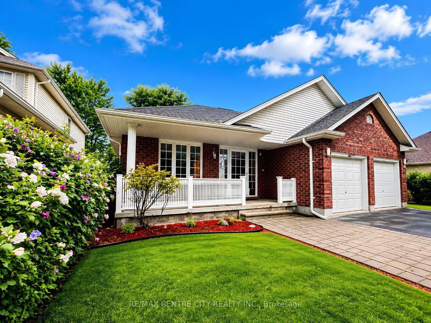 Property Photo: 93 McTaggart Court ON N5X 3L9